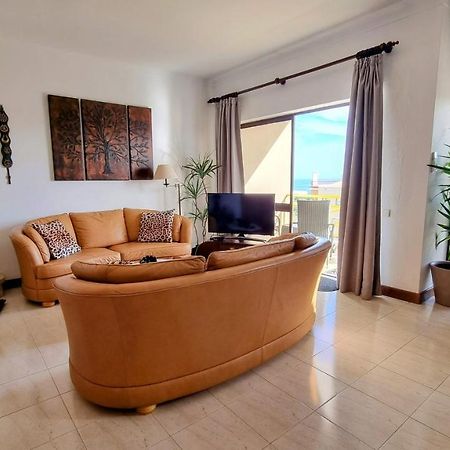 Apartmento Praia Da Dona Ana Lagos Eksteriør billede