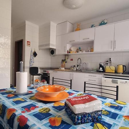 Apartmento Praia Da Dona Ana Lagos Eksteriør billede
