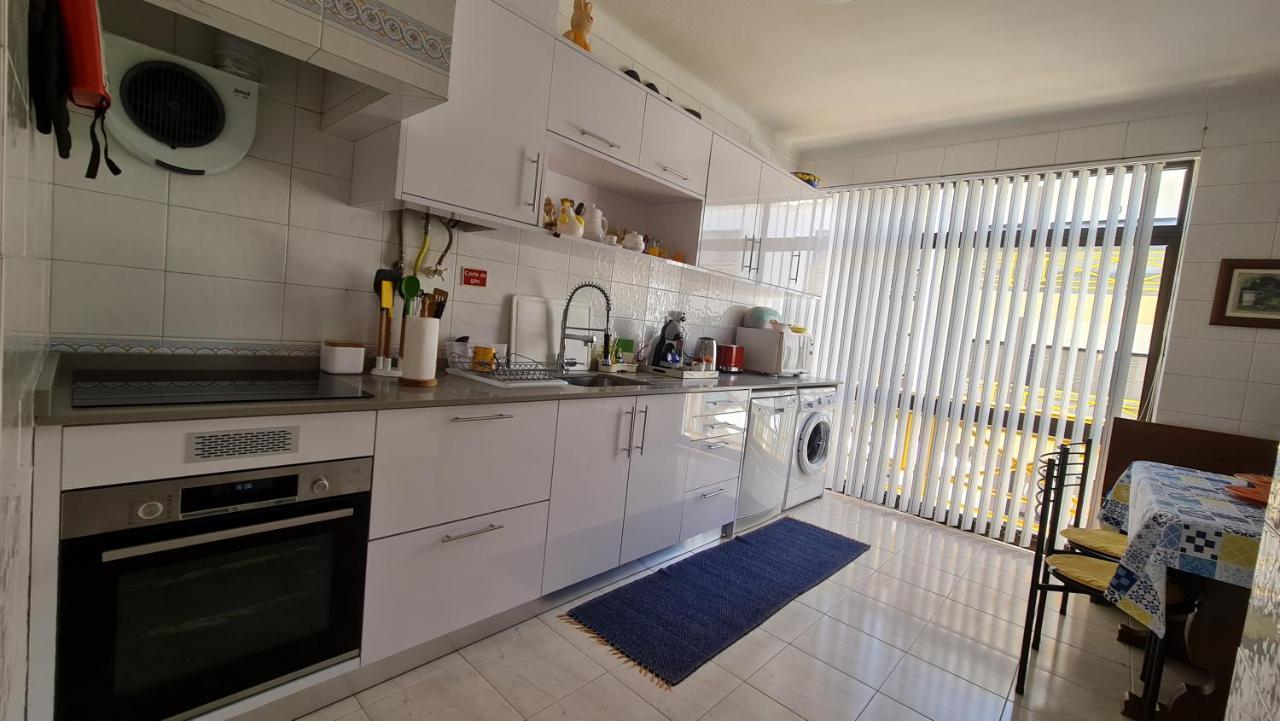 Apartmento Praia Da Dona Ana Lagos Eksteriør billede