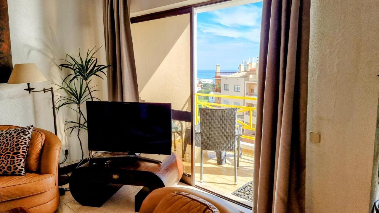 Apartmento Praia Da Dona Ana Lagos Eksteriør billede