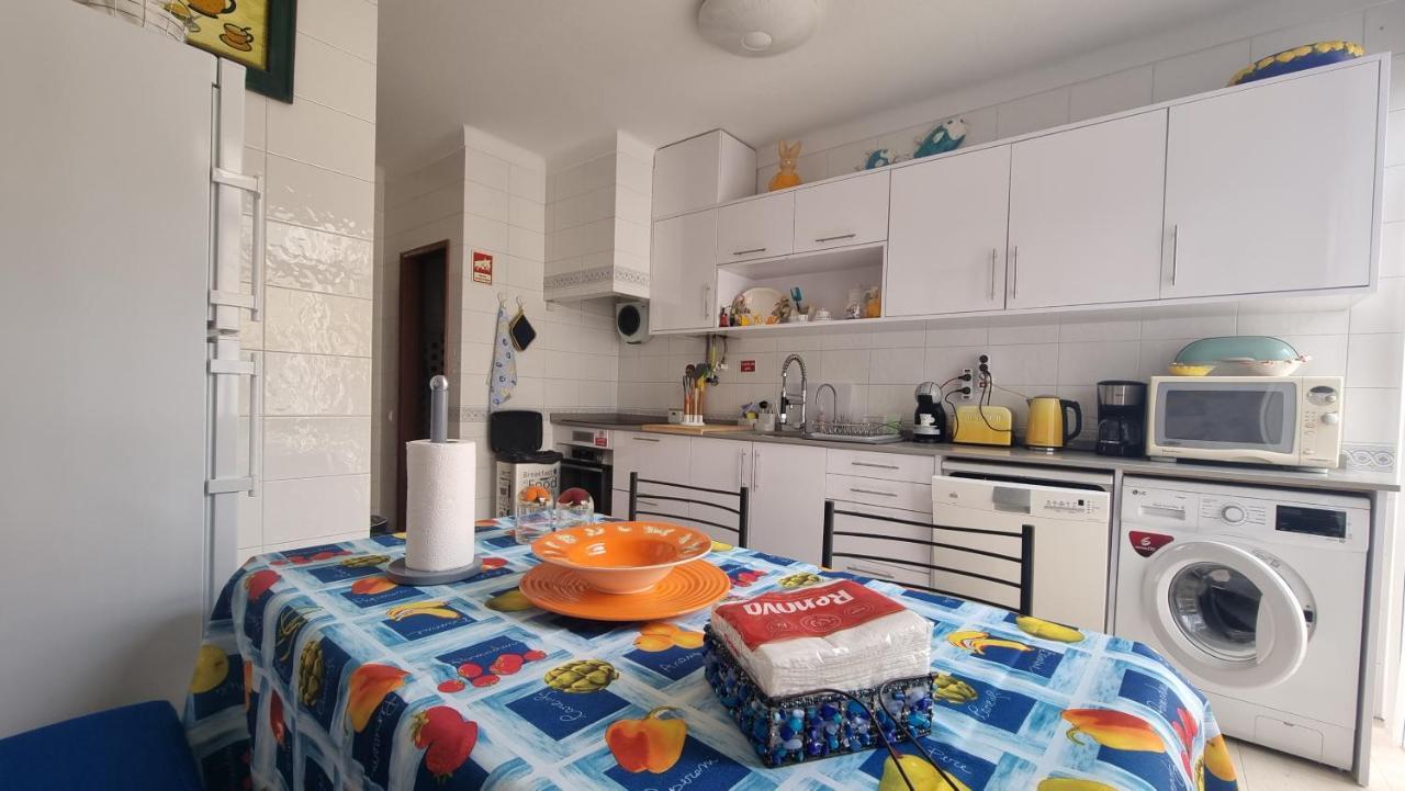 Apartmento Praia Da Dona Ana Lagos Eksteriør billede