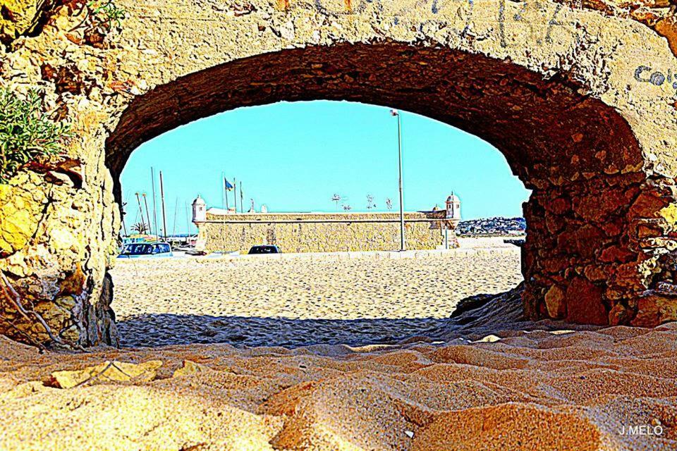 Apartmento Praia Da Dona Ana Lagos Eksteriør billede
